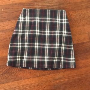 Brandy Melville plaid skirt